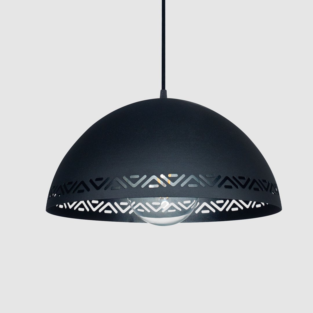 COLGANTE LEON C-1002 NEGRO TXT CALADO